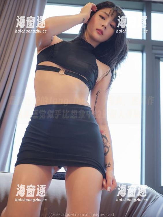 最新出炉的Jang Joo(장주)写真，定阅作品集感觉似乎比想象中的更耐人寻味。
